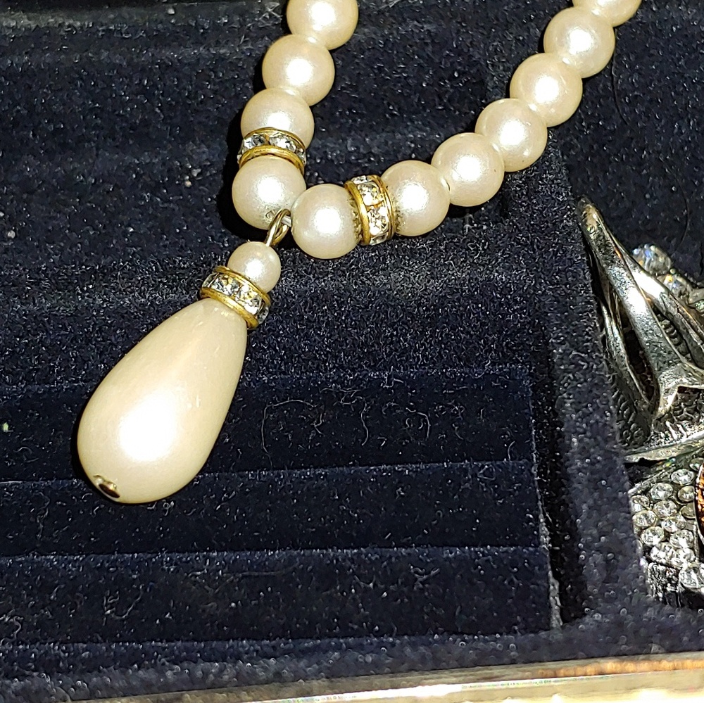 Faux pearl necklace